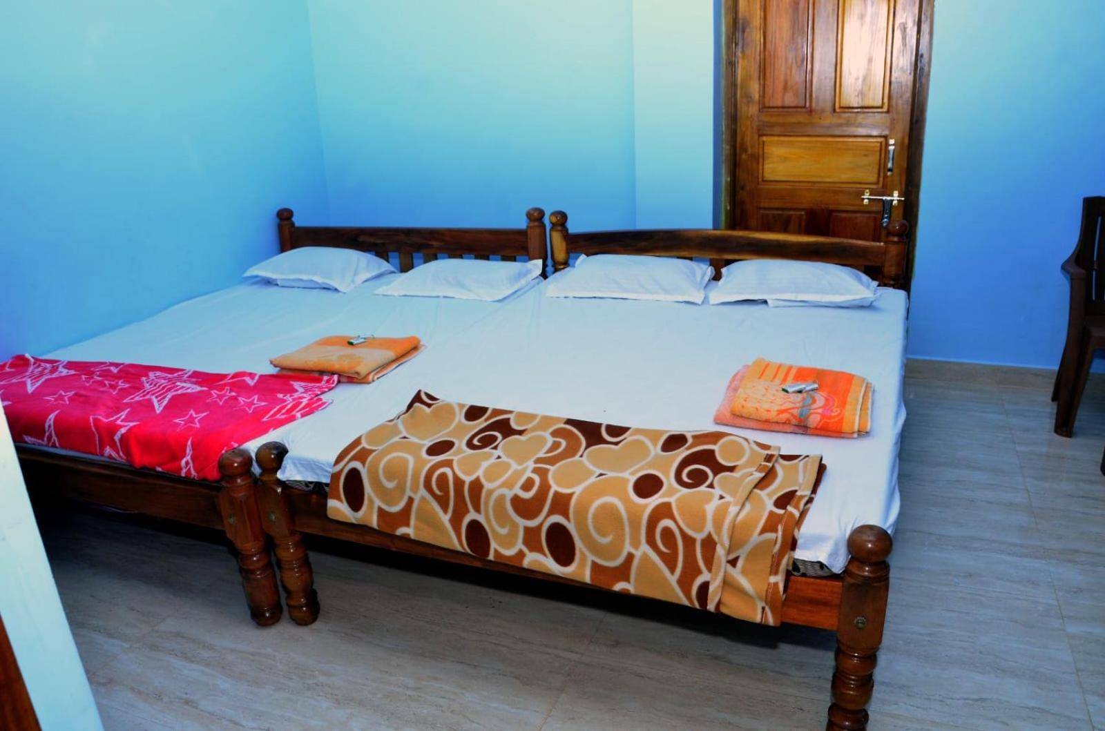 Kenchas Beach Resort Гокарна Екстериор снимка